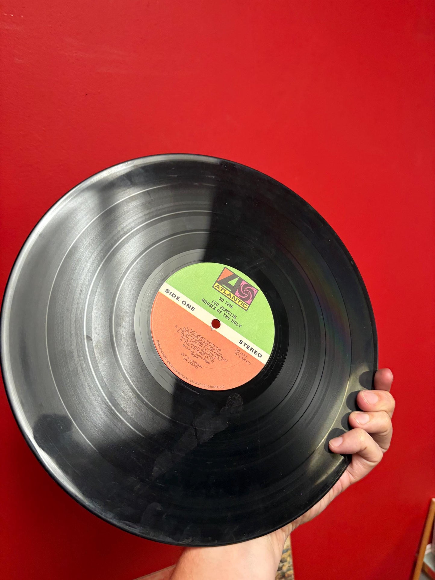 Rare amazing authentic led zeppelin III  red press  pretty good condition  see photos great value