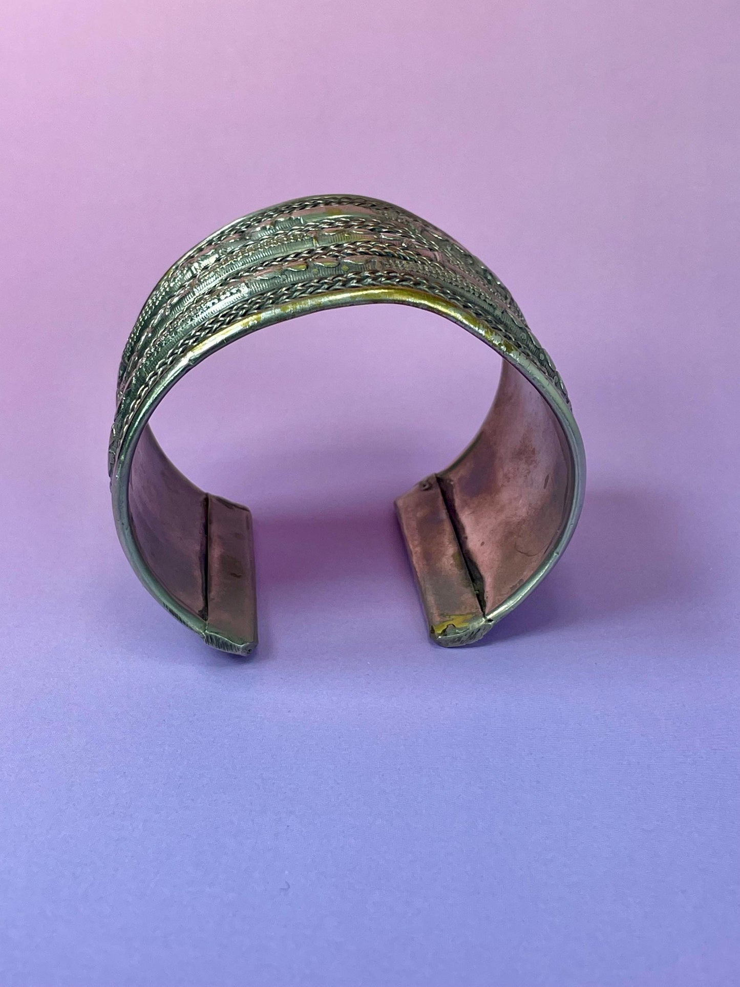 2.5 inch untested silver Detailed cuff bracelet