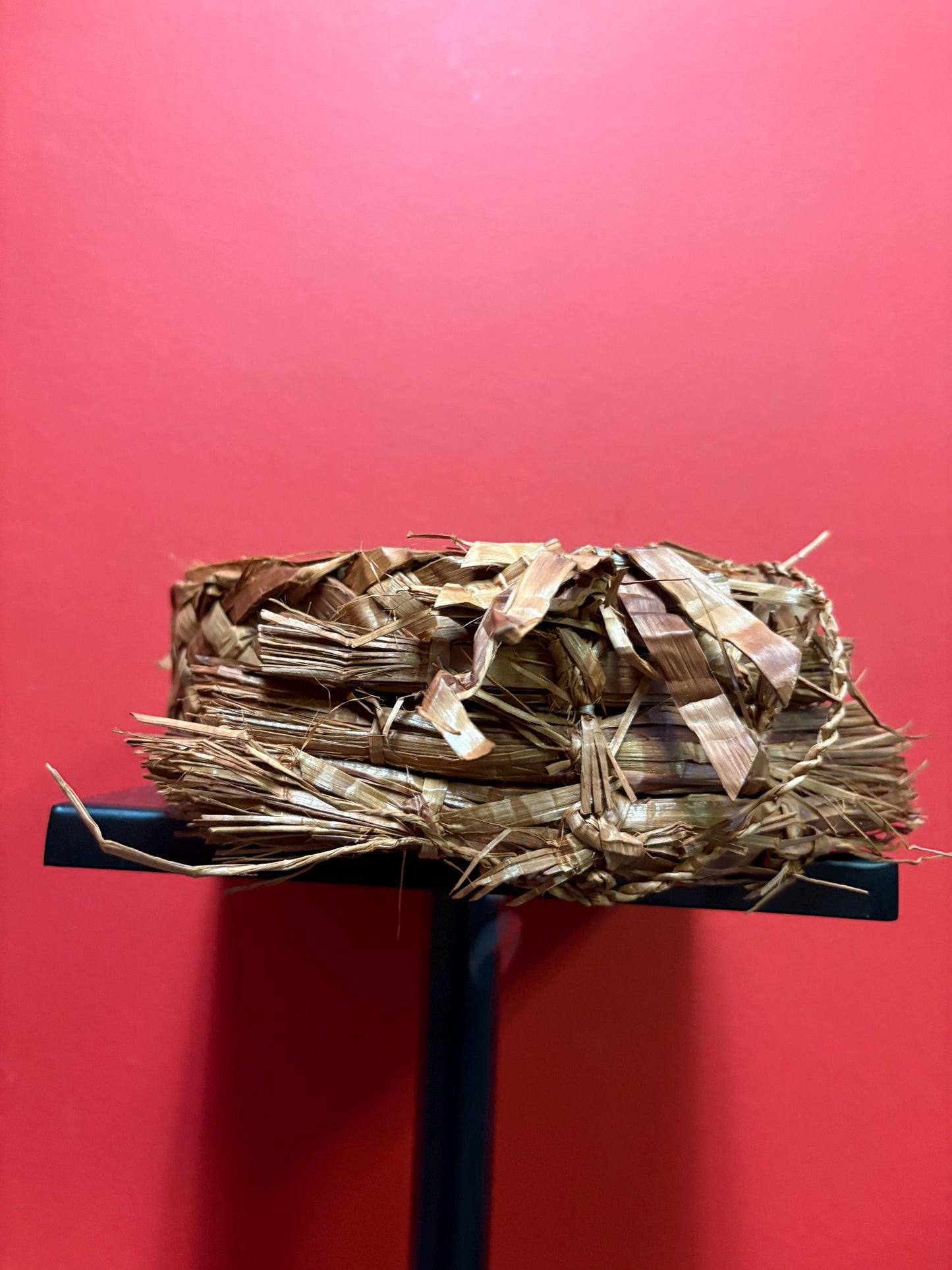 Beautiful antique indigenous Canadian First Nations 7 1/2 x 2 high cedar bark head dress  nice condition  famous artist Tony Hunt - wow