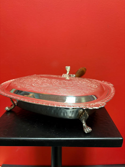 Beautiful silver plated antique 10 x 8 x 2 high silent Butler or crumb scoop