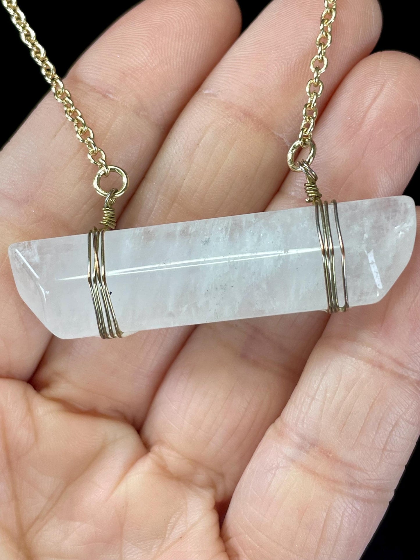 Lovely Quartz Crystal Pendant with Gold Tone Chain