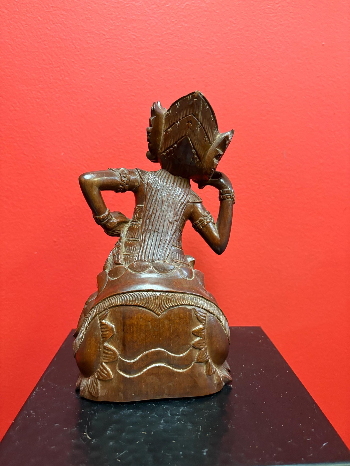 Beautiful antique 8 inch tall Indonesian wooden lady and mask statue  great detail  wow