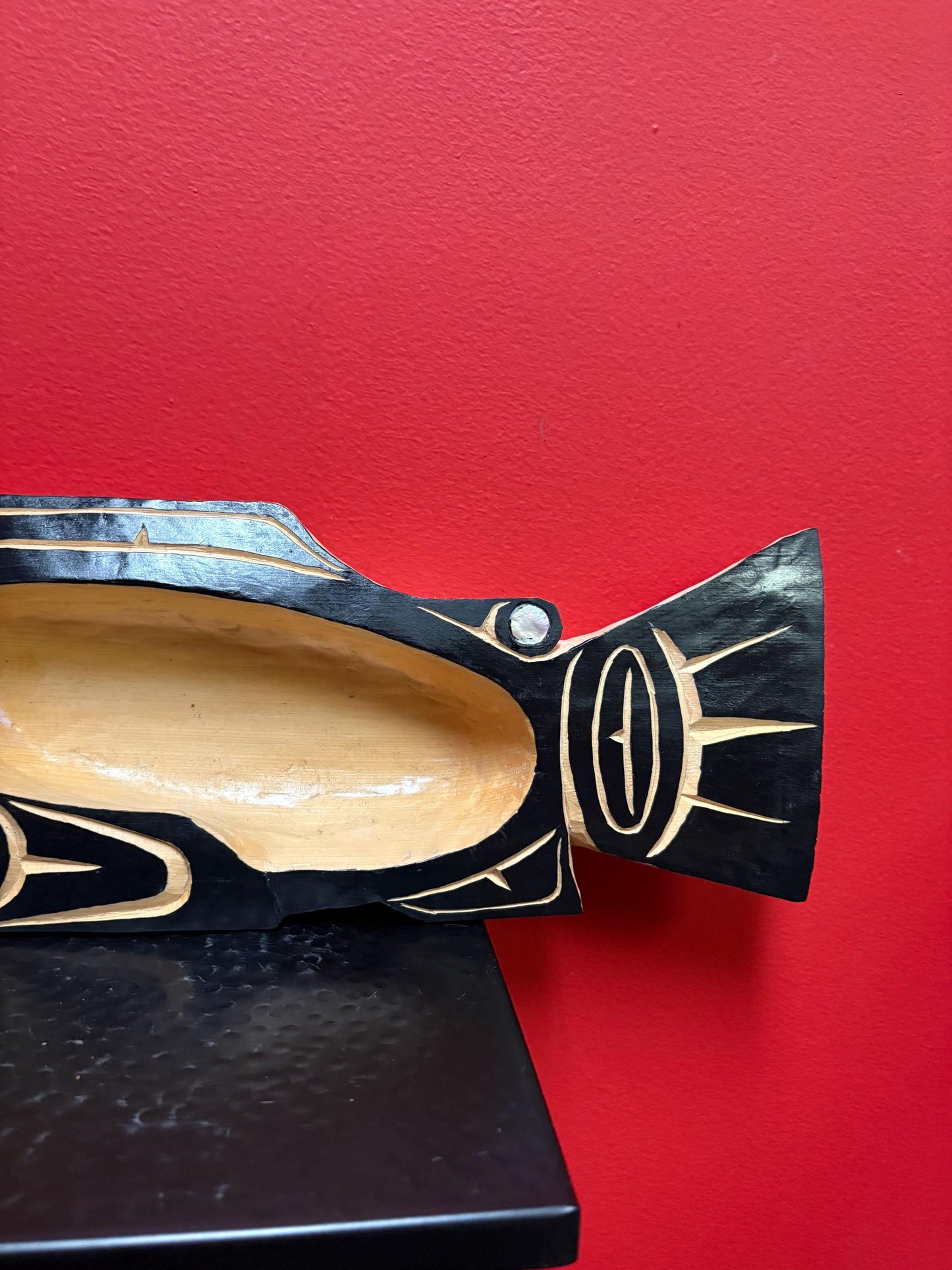 Beautiful  - 18 x 5“ indigenous first nation Pacific Northwest coast lambert goldsmith salmon feast bowl  signed with info- abalone inset