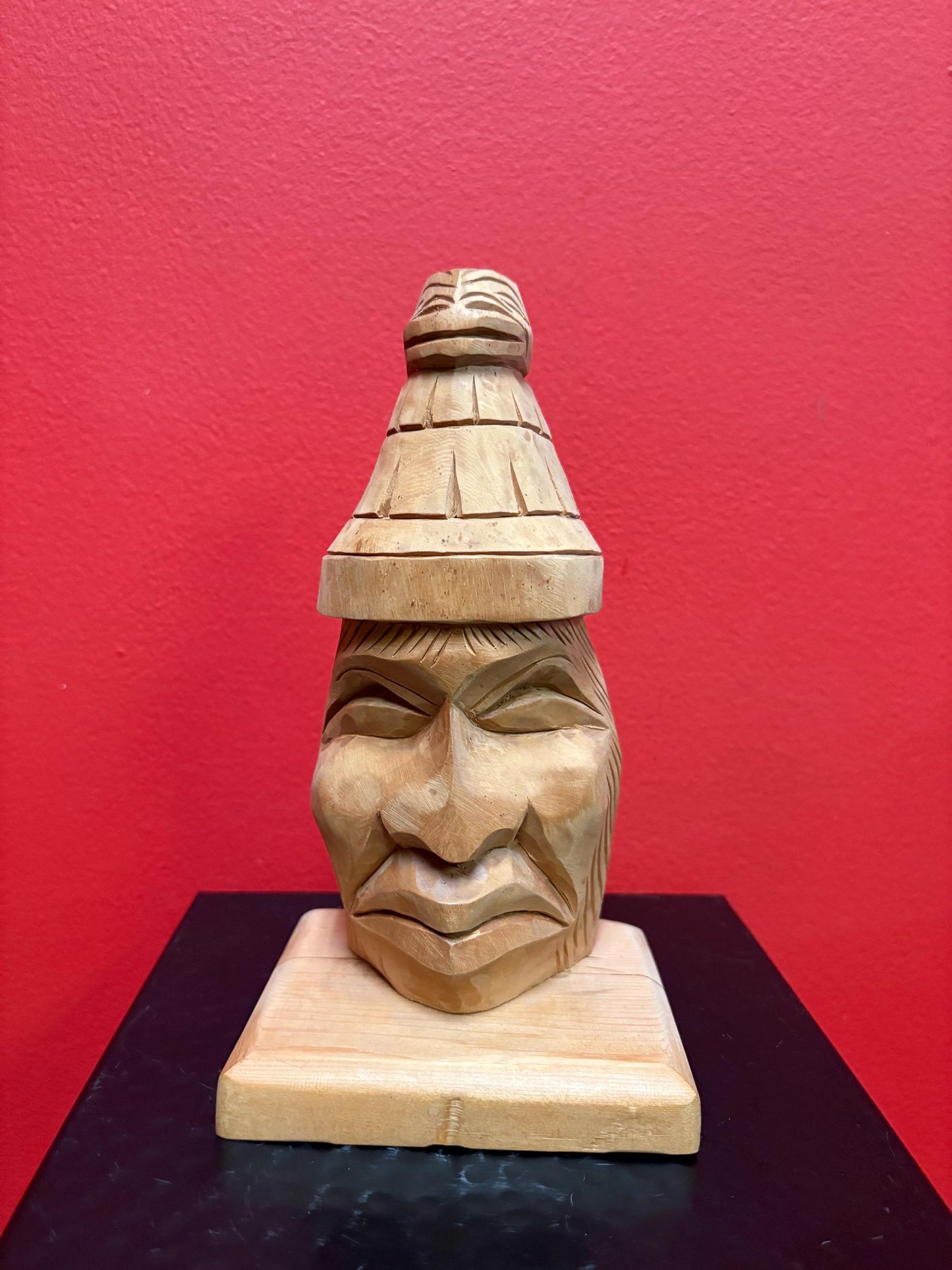 Lovely indigenous first nations Pacific northwest coast Cedar statue of a chief by Marvin Baker  great detail and price - 8 inches tall