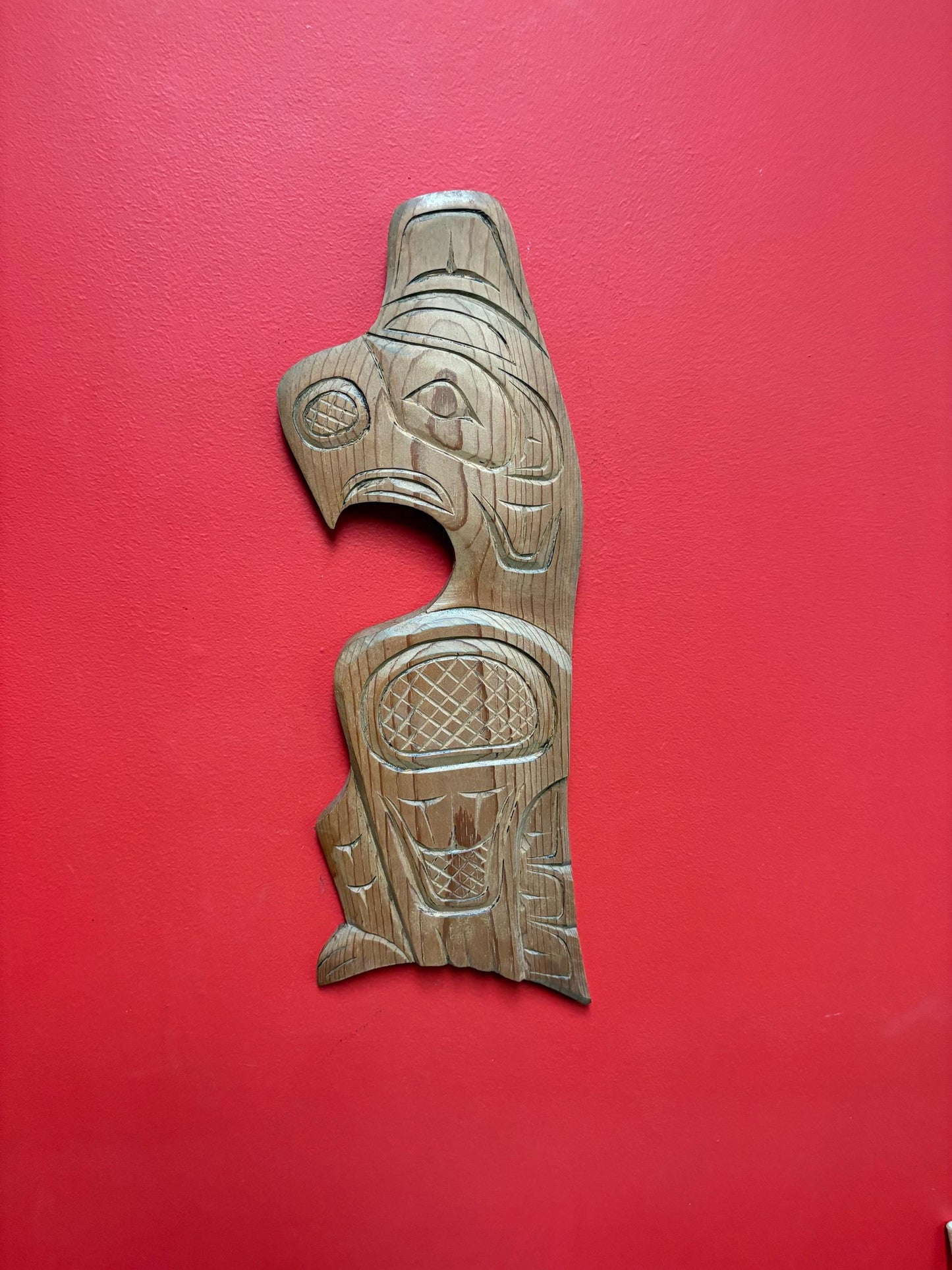 Beautiful 1990s indigenous first nations pacific north West Coast Cedar eagle plaque - 19 inches signed