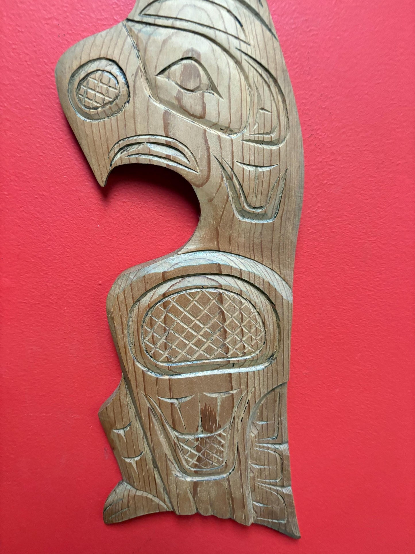 Beautiful 1990s indigenous first nations pacific north West Coast Cedar eagle plaque - 19 inches signed
