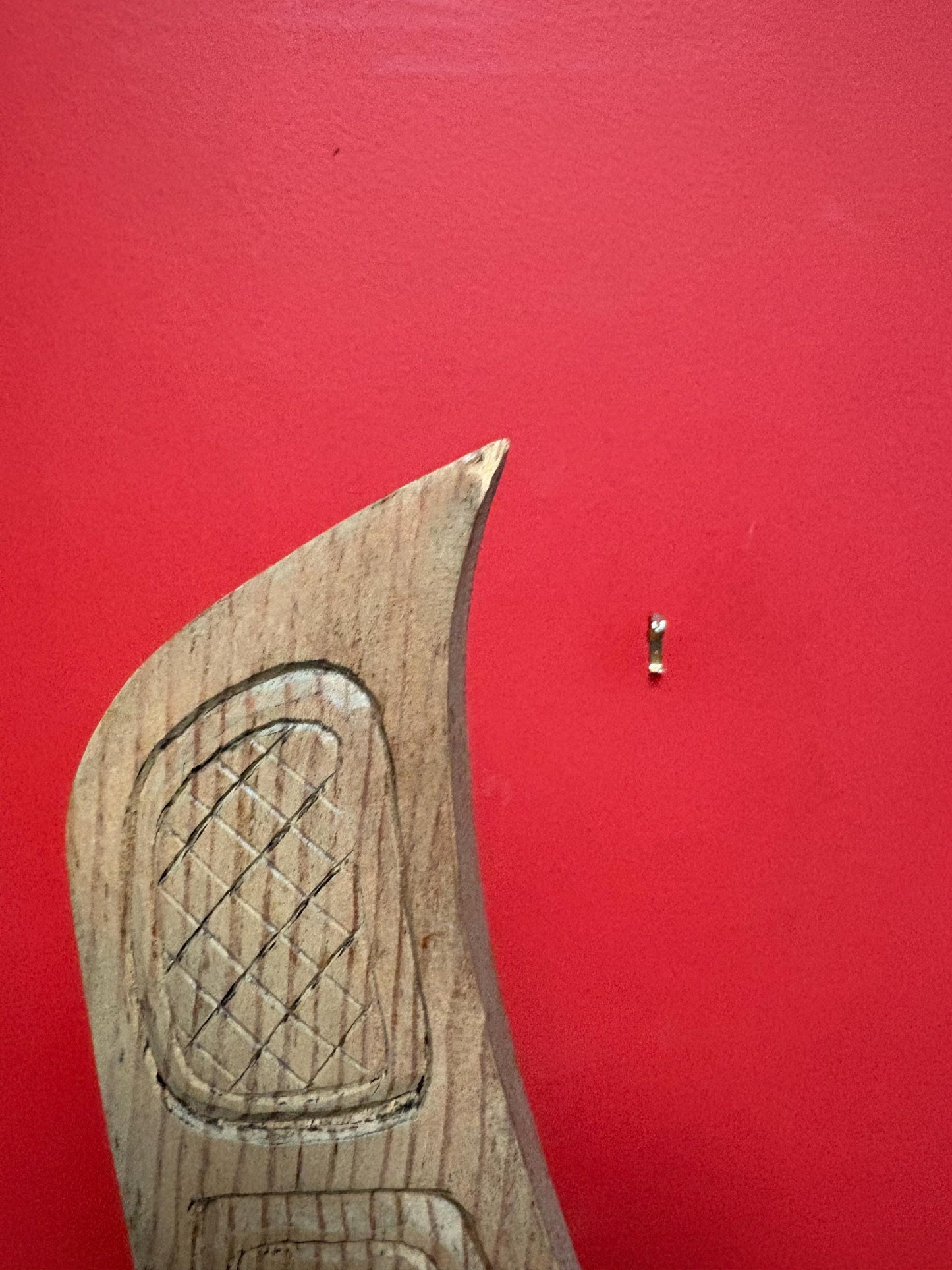 Beautiful 1990s indigenous first nations pacific north West Coast Cedar killer whale plaque - 19 inches signed