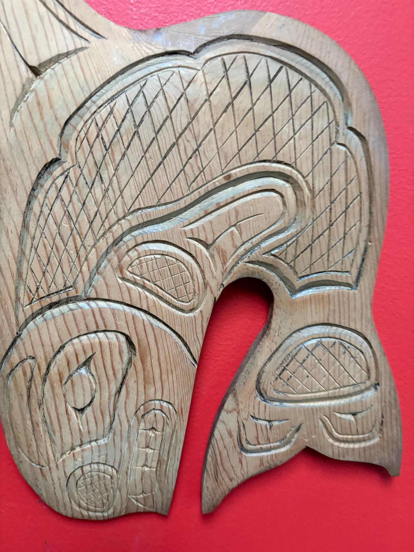Beautiful 1990s indigenous first nations pacific north West Coast Cedar killer whale plaque - 19 inches signed