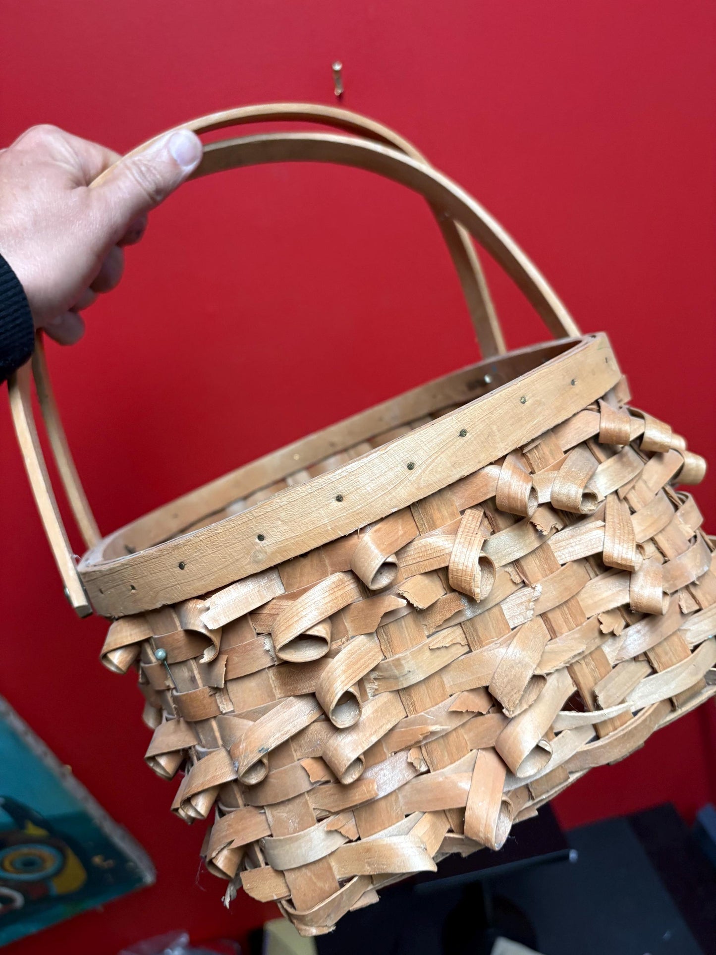 Huge eastern Canadian cedar bark basket with handles  fabulous quality and condition  - 12 x 10 x 12“ high- wow