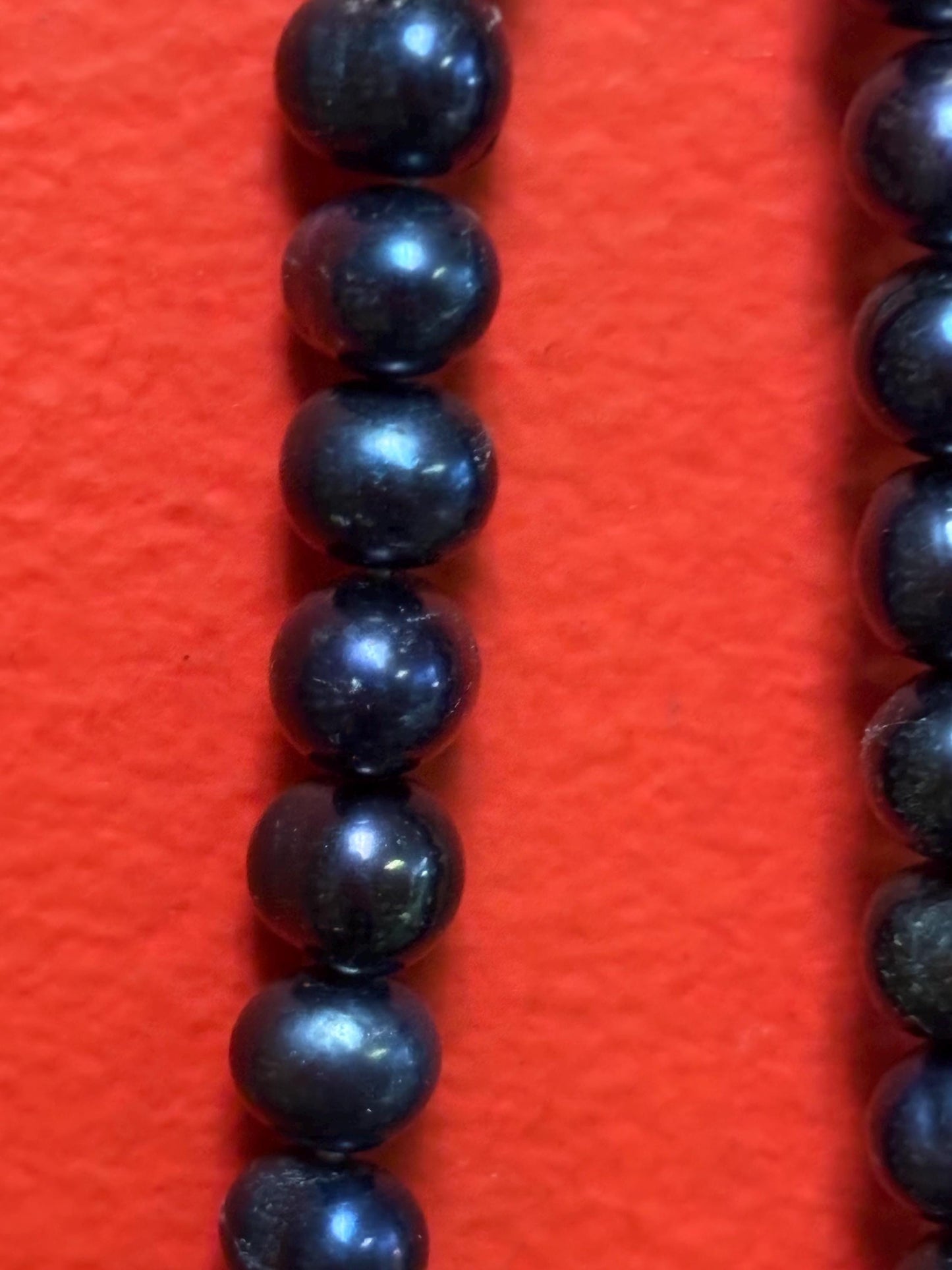 Stunning 22 inch long old black pearl necklace with excellent knotting  high-quality pearls  wow  perfect gift