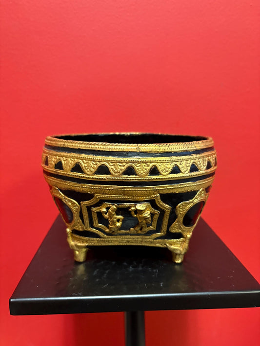 Beautiful 6 x 4 1/2 high Burmese lacquer bowl  great condition  antique beauty - Wowzers