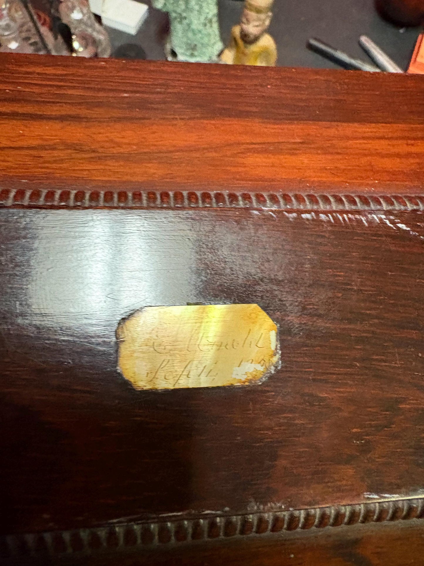 Beautiful 19 century English mahogany tobacco smokers  box  beautiful condition but as is inside - 11 x 6 x 5 high  great decoration