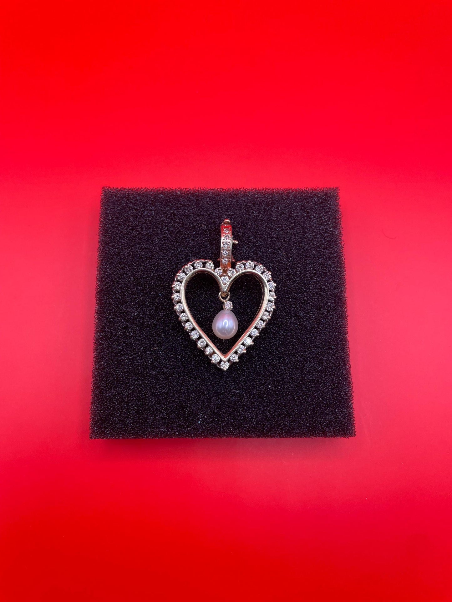 1.5 inch long 14 and 18k Gold, Diamond and pearl Heart pendant  great condition - B