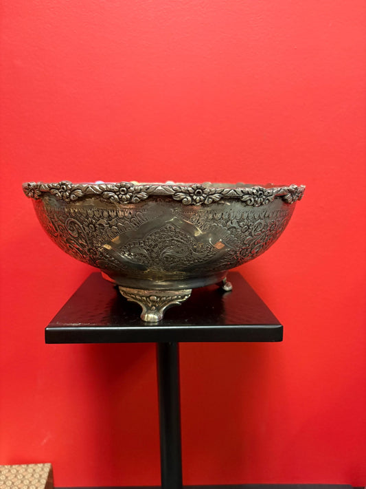 Stunning antique English silver plated, heavily decorated bowl  10 x 6 high  great quality and perfect gift  wow price