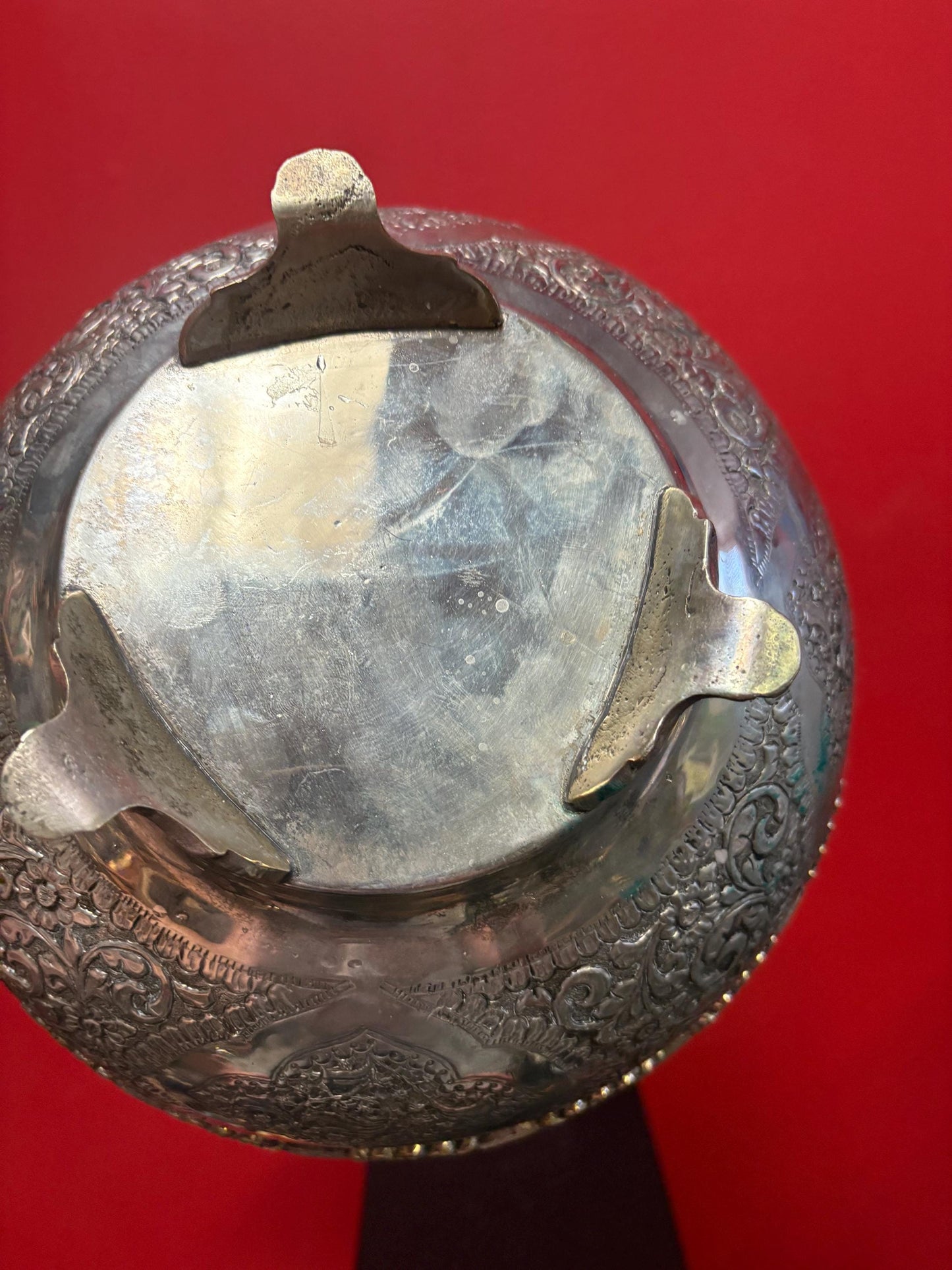 Stunning antique English silver plated, heavily decorated bowl  10 x 6 high  great quality and perfect gift  wow price