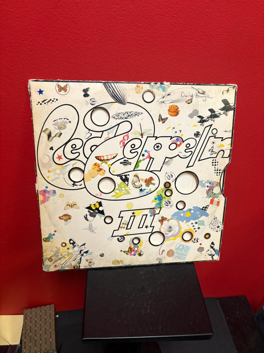 Rare amazing authentic led zeppelin III  red press  pretty good condition  see photos great value