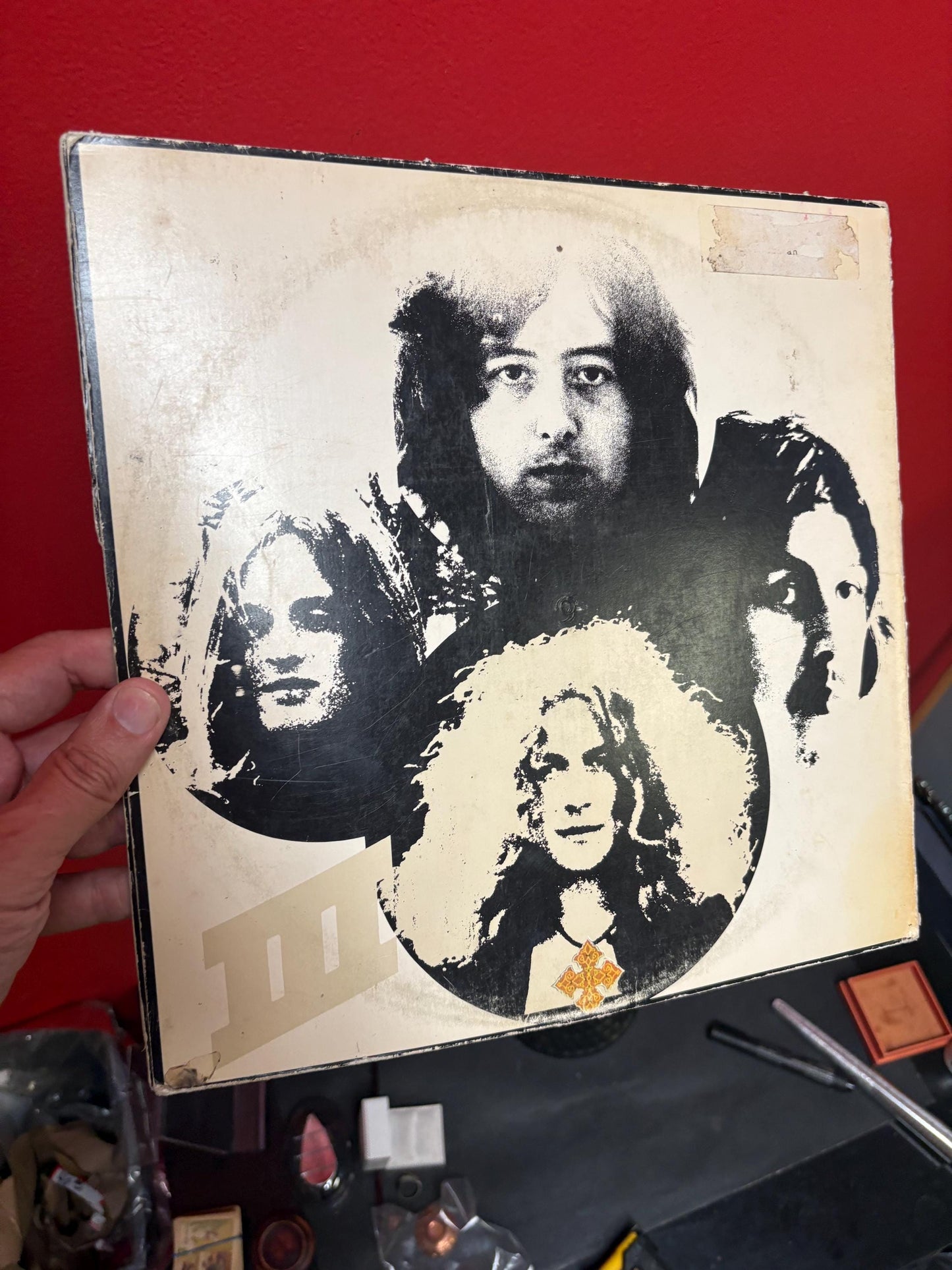 Rare amazing authentic led zeppelin III  red press  pretty good condition  see photos great value