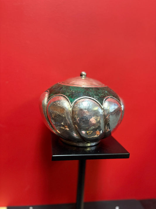 Museum quality los Costillo taxaco Mexico silver and malachite style finish  approx 7 inches tall  wow  1.2 KG