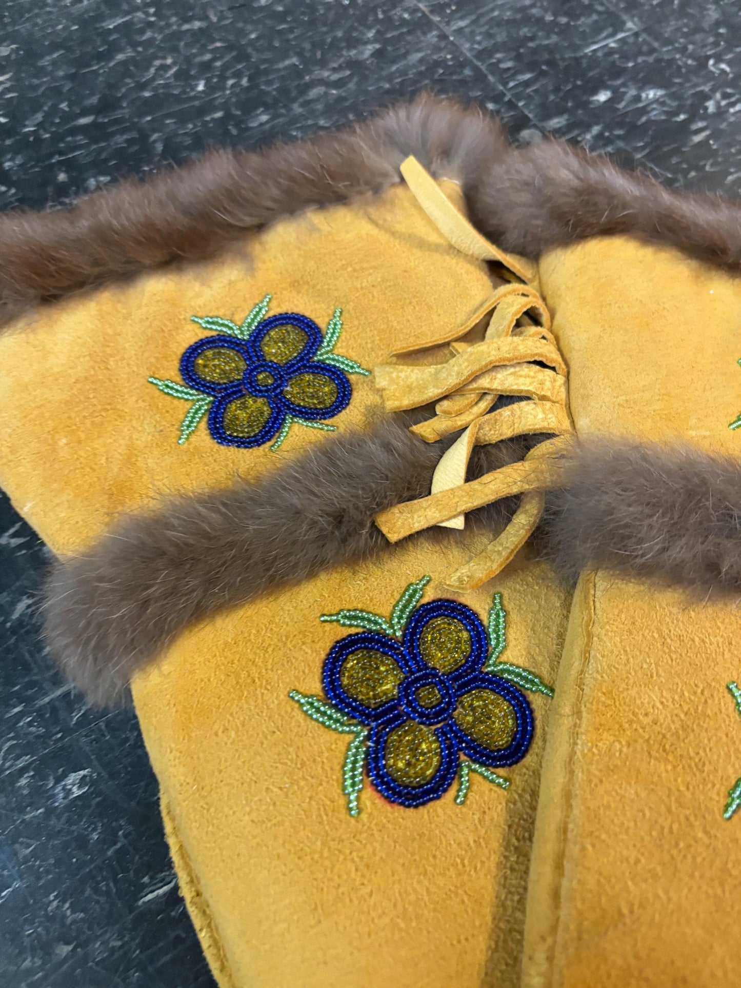 Beautiful old 13 inch long, beaded leather and fur indigenous First Nations  pacific north West Coast gloves  amazing condition