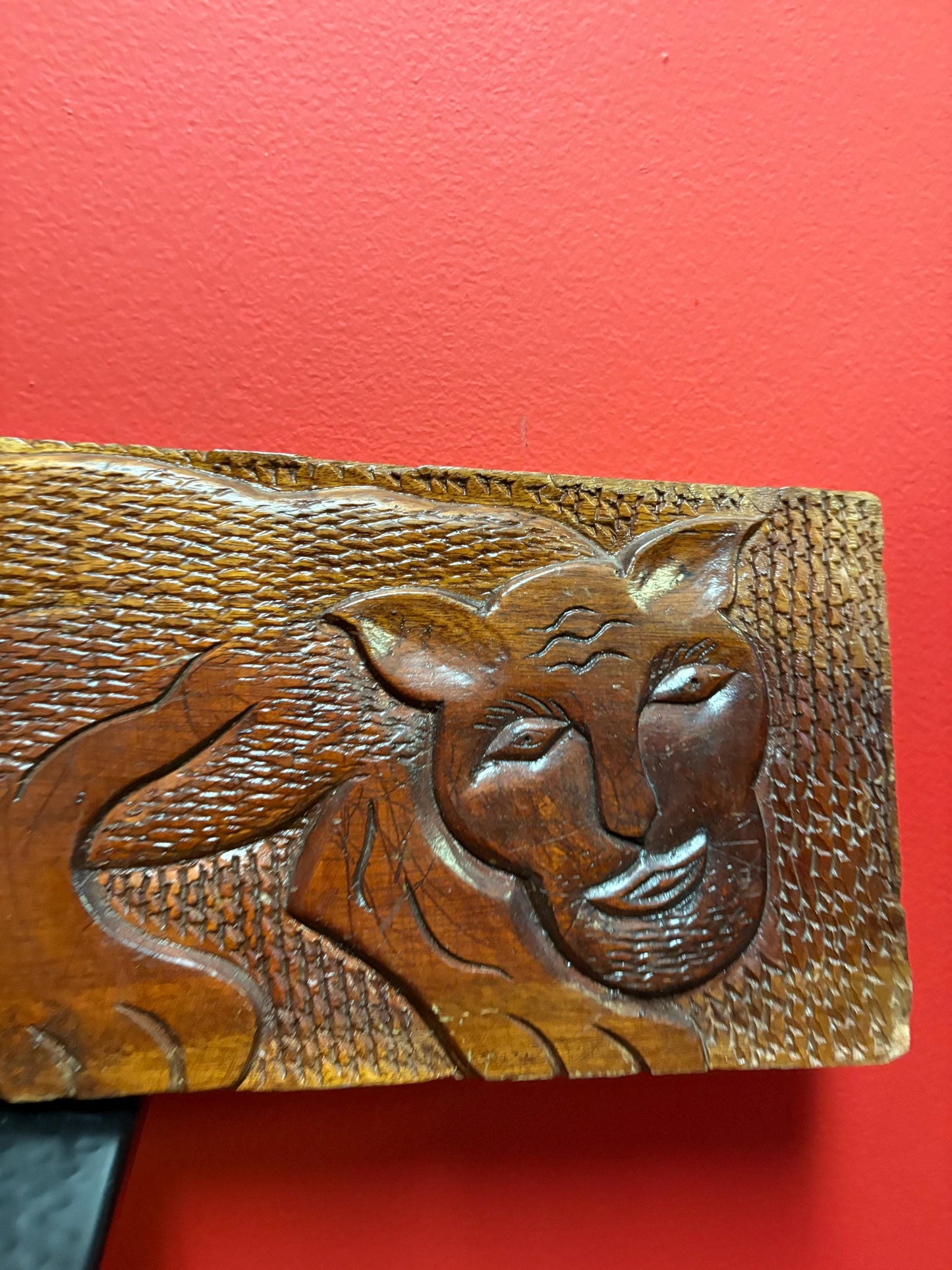 Stunning indigenous first nation pacific  north West Coast 21 x 7 wide unique carving of a cougar plaque  signed  needs hanger