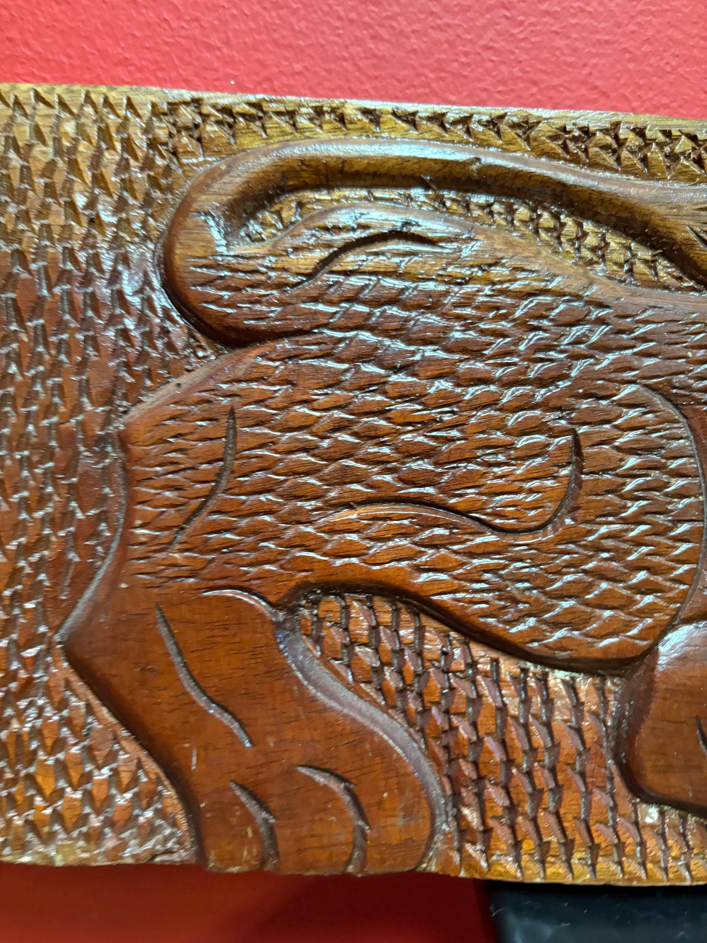 Stunning indigenous first nation pacific  north West Coast 21 x 7 wide unique carving of a cougar plaque  signed  needs hanger