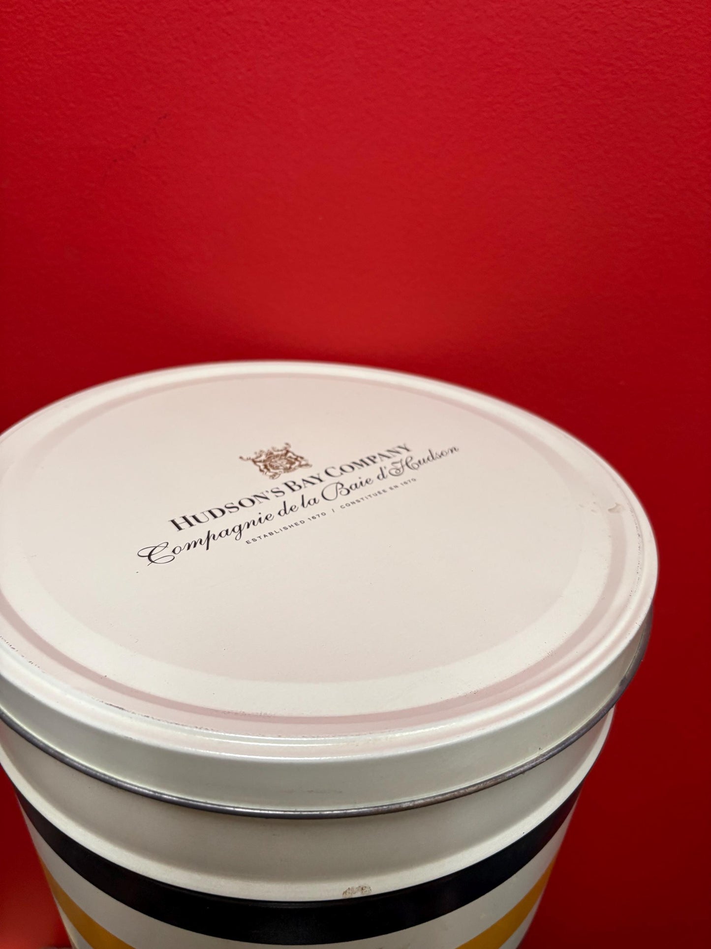 Lovely 12 x 10 inches across Hudson Bay company popcorn tin  HBC  great decoration