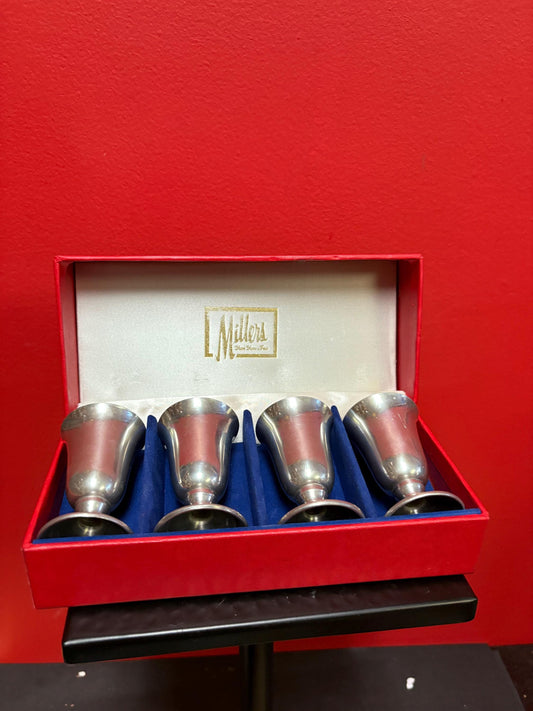 Beautiful set of four pewter wine goblets in presentation box  lovely gift  3 inches tall