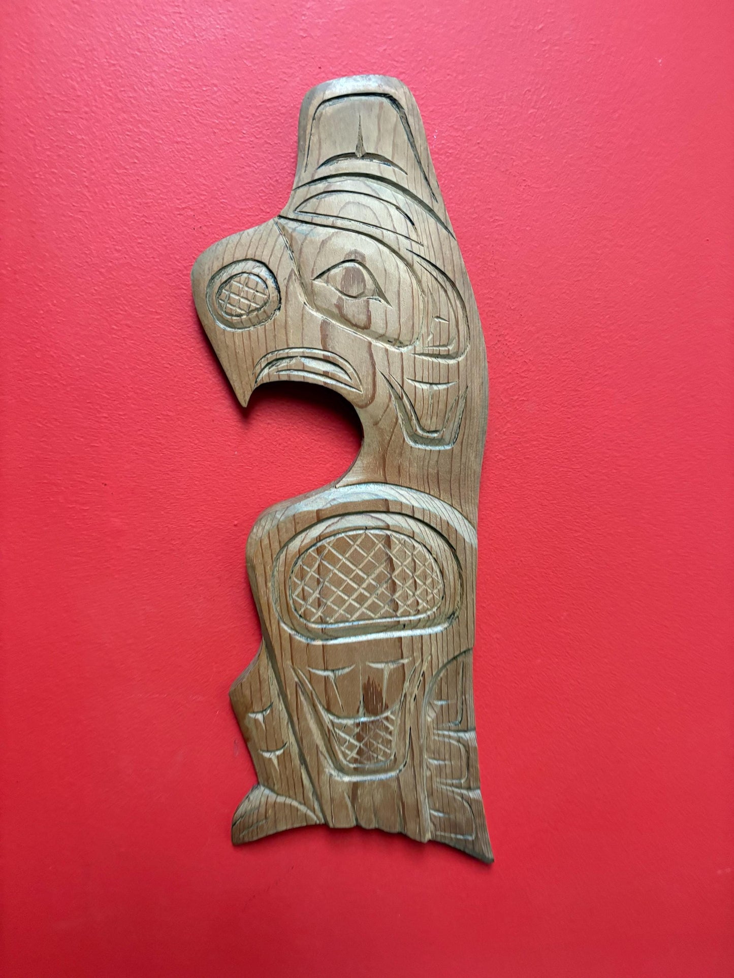 Beautiful 1990s indigenous first nations pacific north West Coast Cedar eagle plaque - 19 inches signed