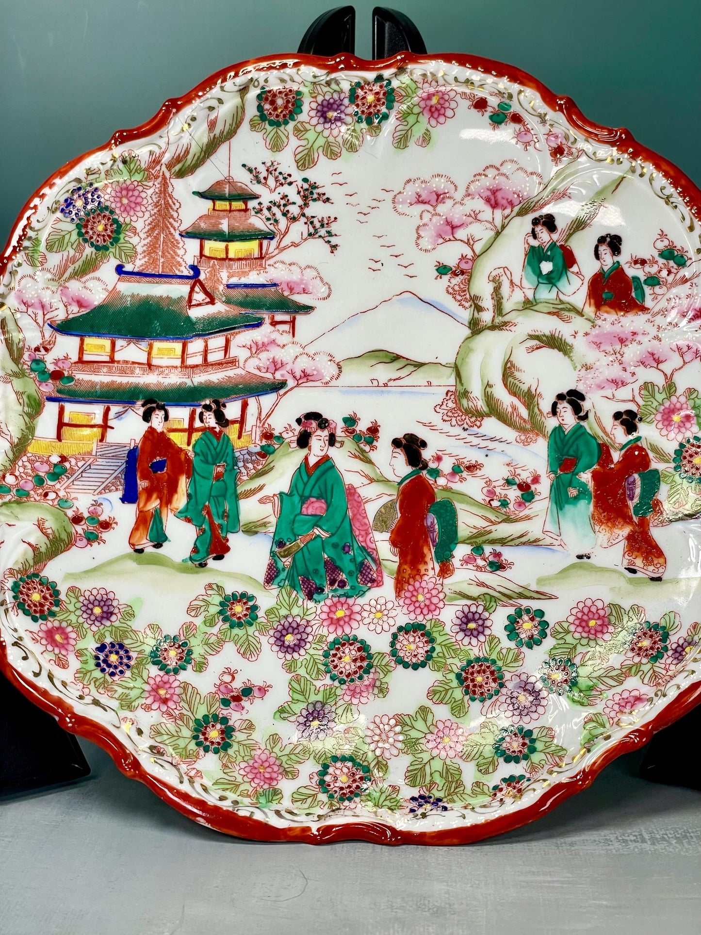 Antique Japanese Chinoiserie Hand Painted Traditional Geisha Girl Plate
