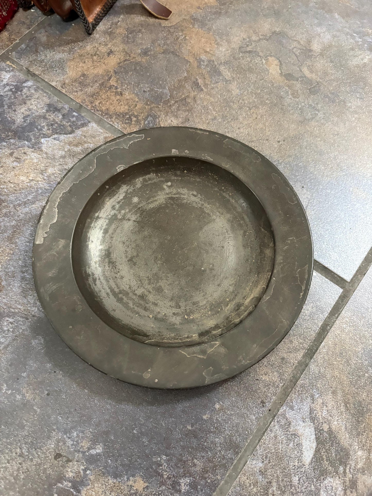 Beautiful antique 18th century pewter tray  10 inches long  wow   great patina