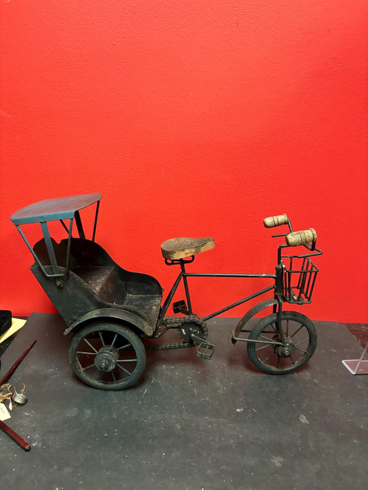 Beautiful Asian vintage rickshaw   14 x 10 high  great detail and very decorative piece