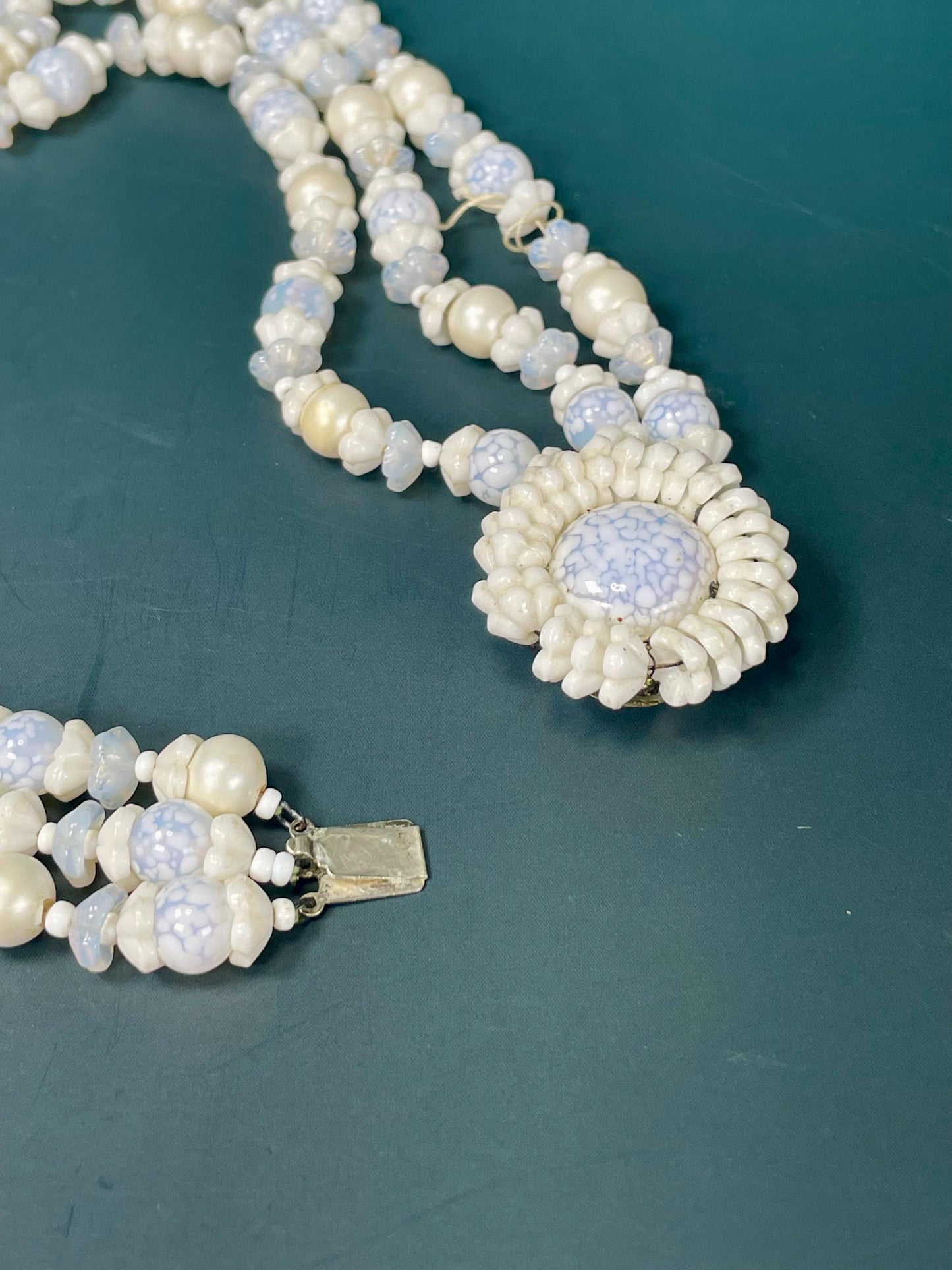 20 inch Glass Bead and Faux Pearl Necklace