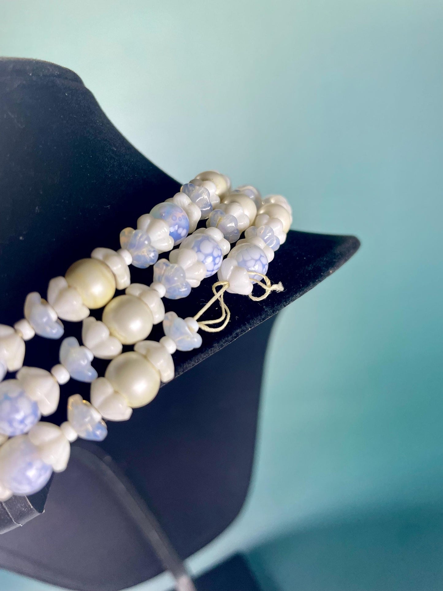 20 inch Glass Bead and Faux Pearl Necklace