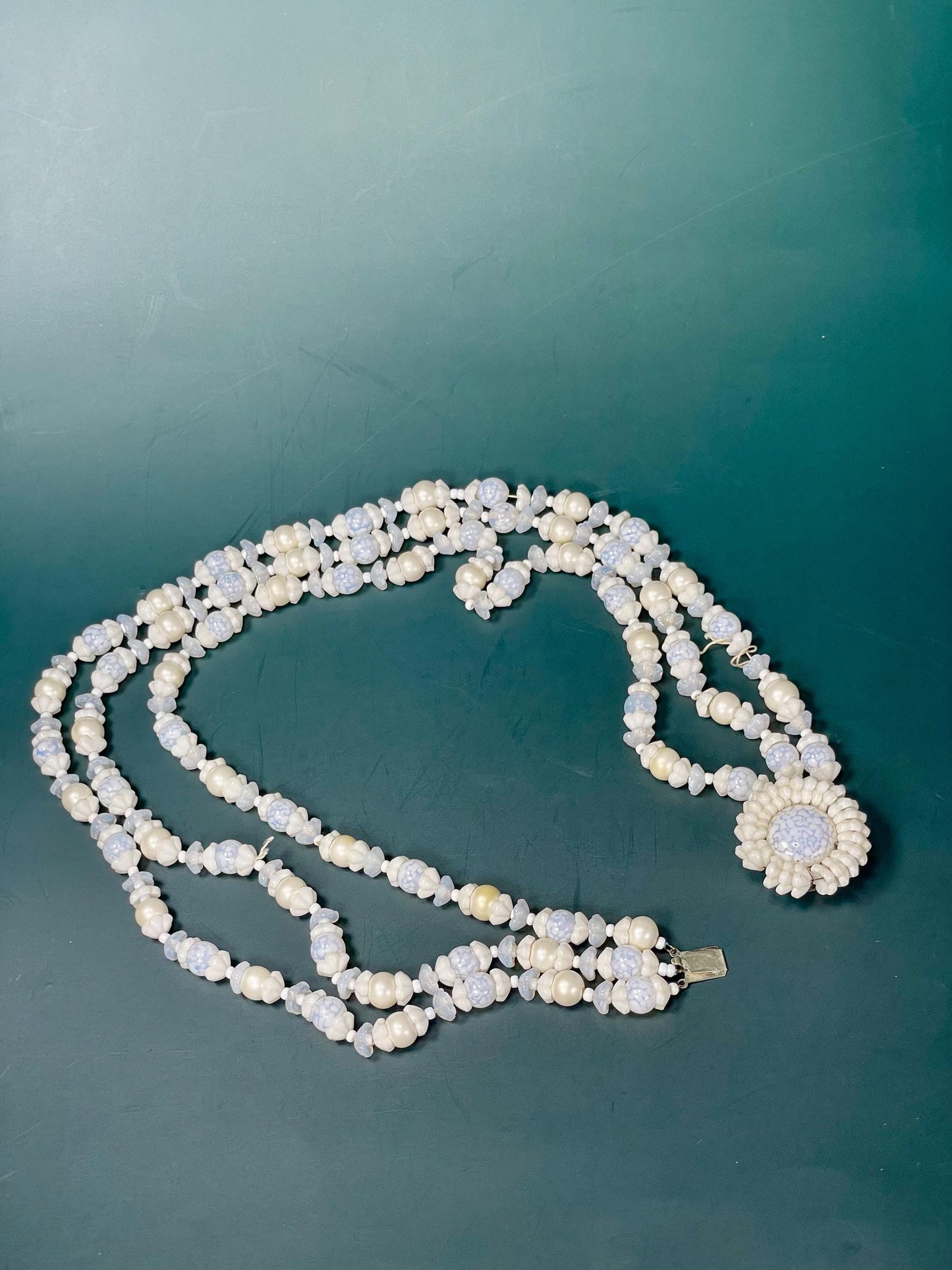 20 inch Glass Bead and Faux Pearl Necklace