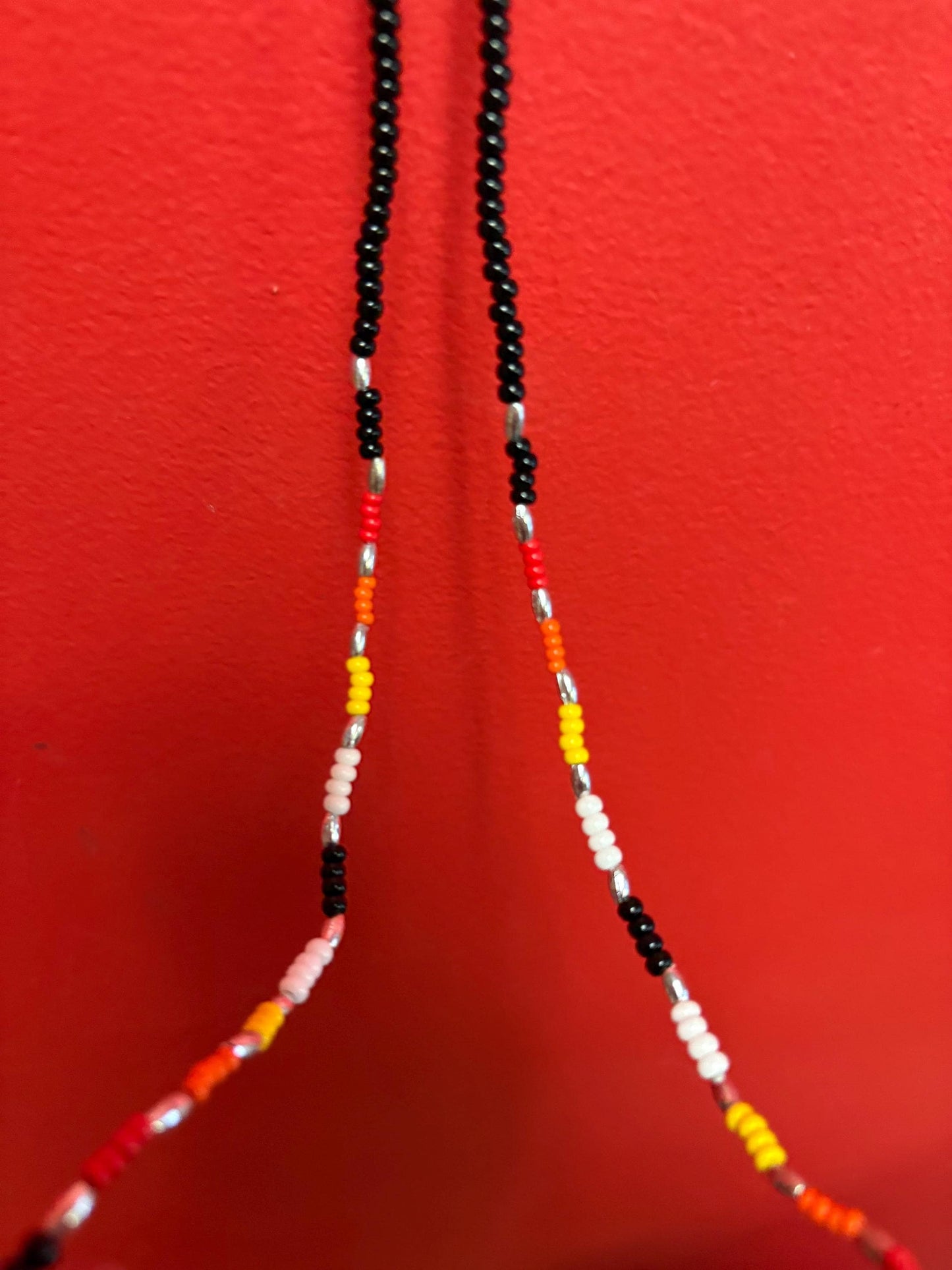 Beautiful handmade First Nations Pacific Northwest Coast beaded purse   23 x 5 wide  great value