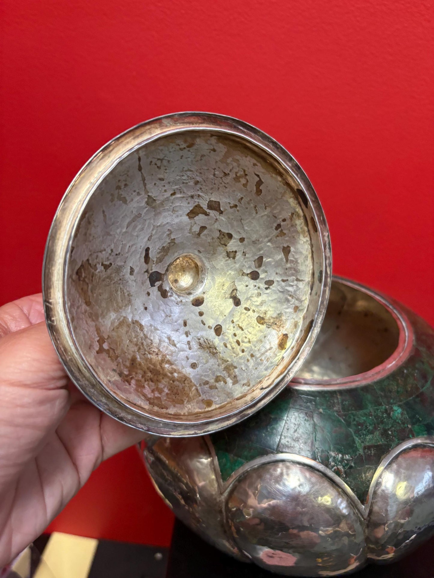 Museum quality los Costillo taxaco Mexico silver and malachite style finish  approx 7 inches tall  wow  1.2 KG