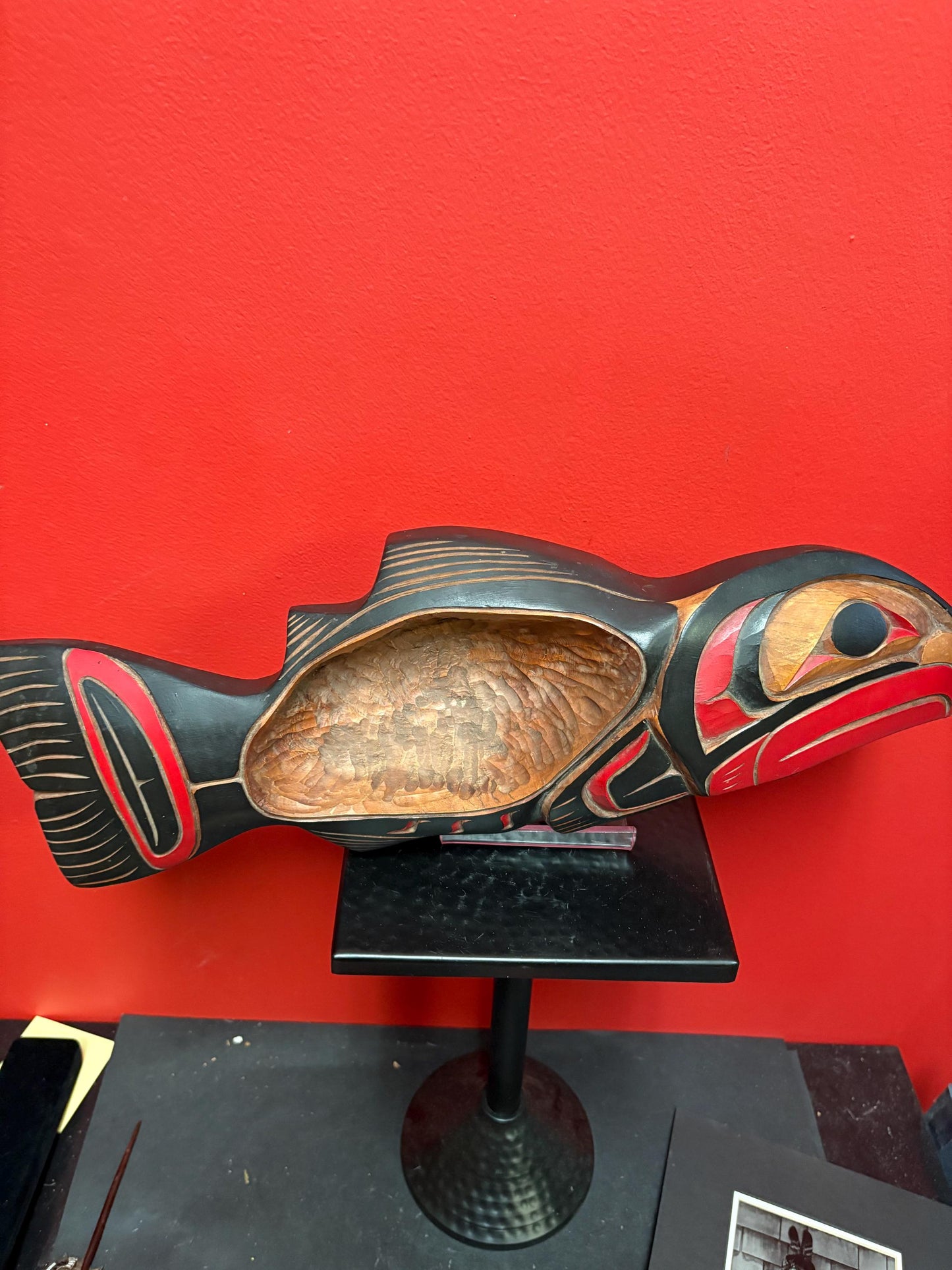 Amazing indigenous First Nations Pacific Northwest Coast Sarah Robertson salmon feast bowl - high-quality - 19 x 7 x 2“ thick  great detail