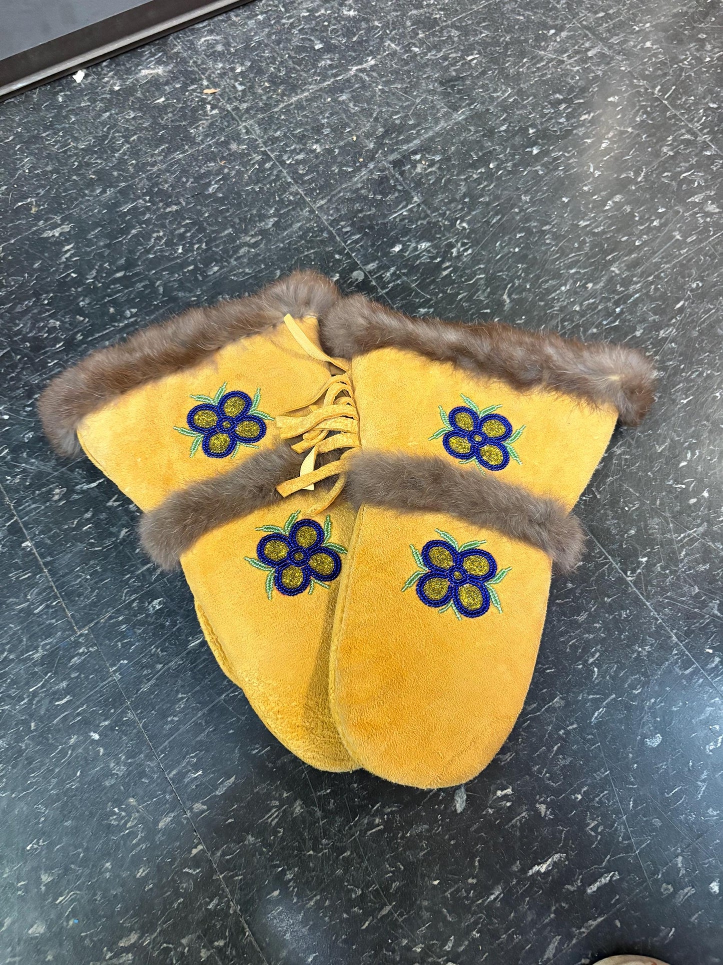 Beautiful old 13 inch long, beaded leather and fur indigenous First Nations  pacific north West Coast gloves  amazing condition