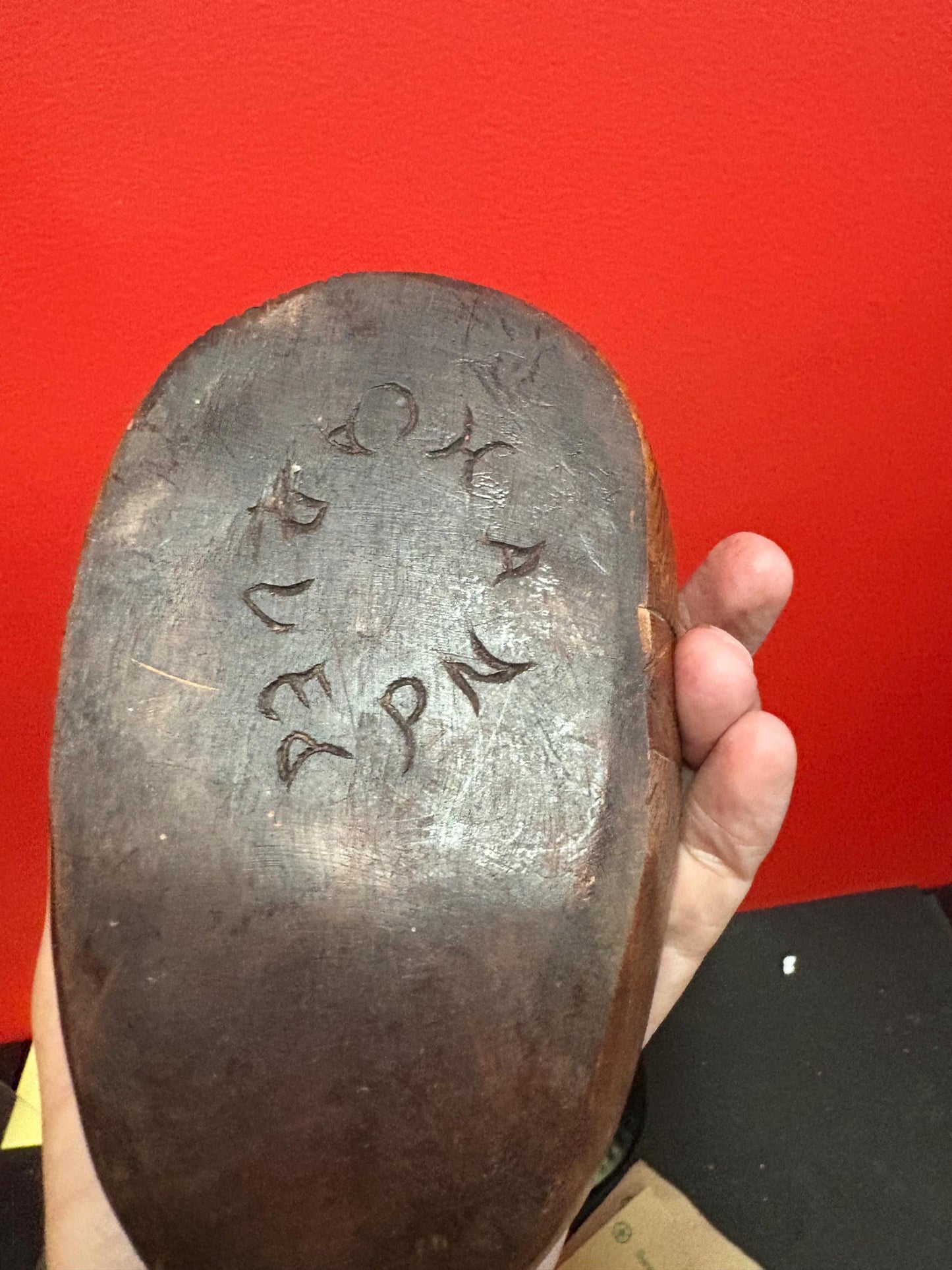 Unique 7 x 4 1/2 wide hand carved oceanic island face astray heavy wood  great for pocket change  perfect gift