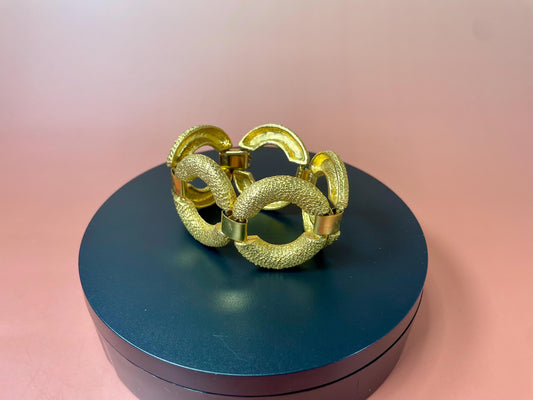 Classic Metal Link Gold-Tone Bracelet   Timeless and Versatile