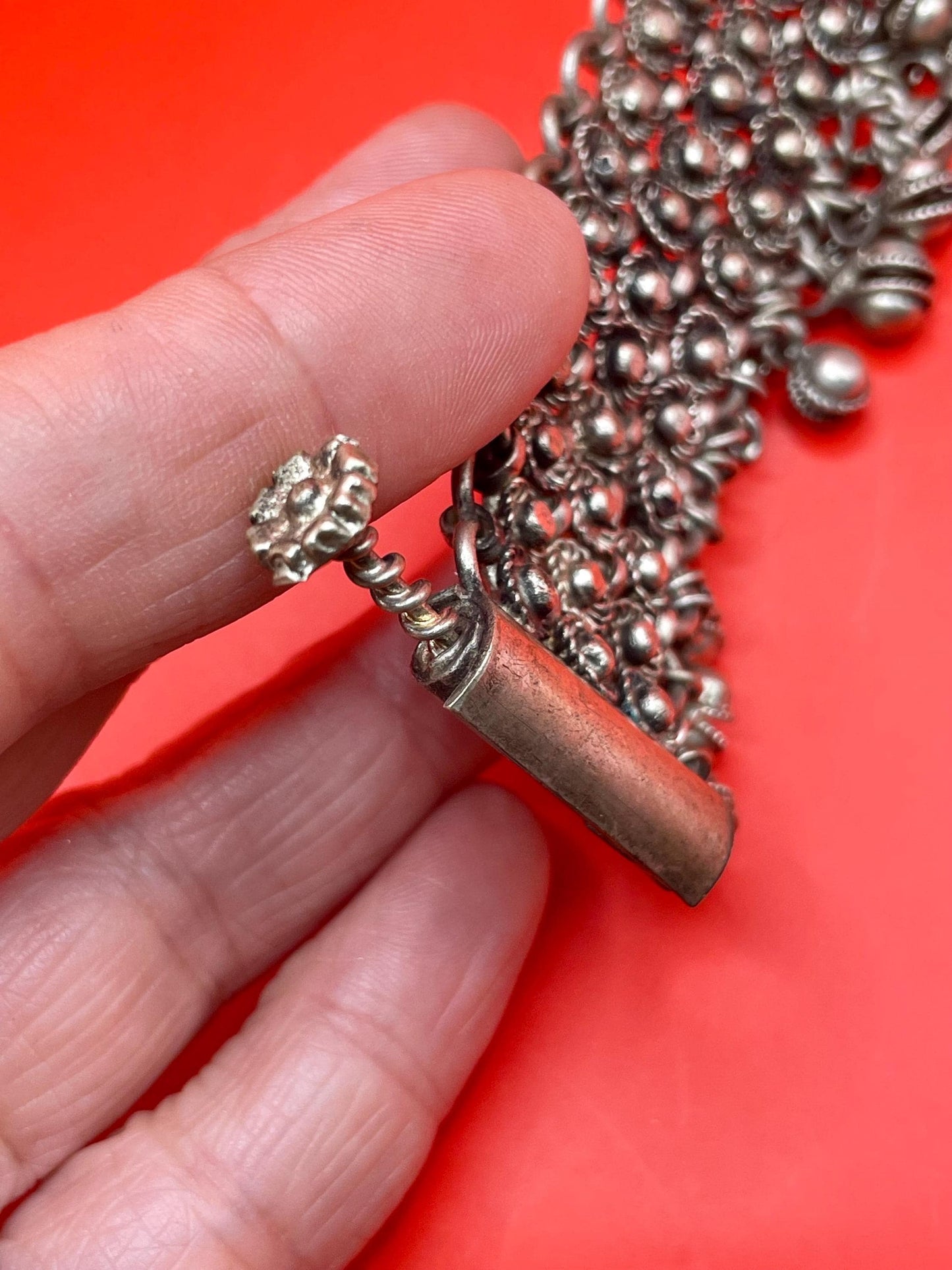 Jingly Metal Chain Bracelet