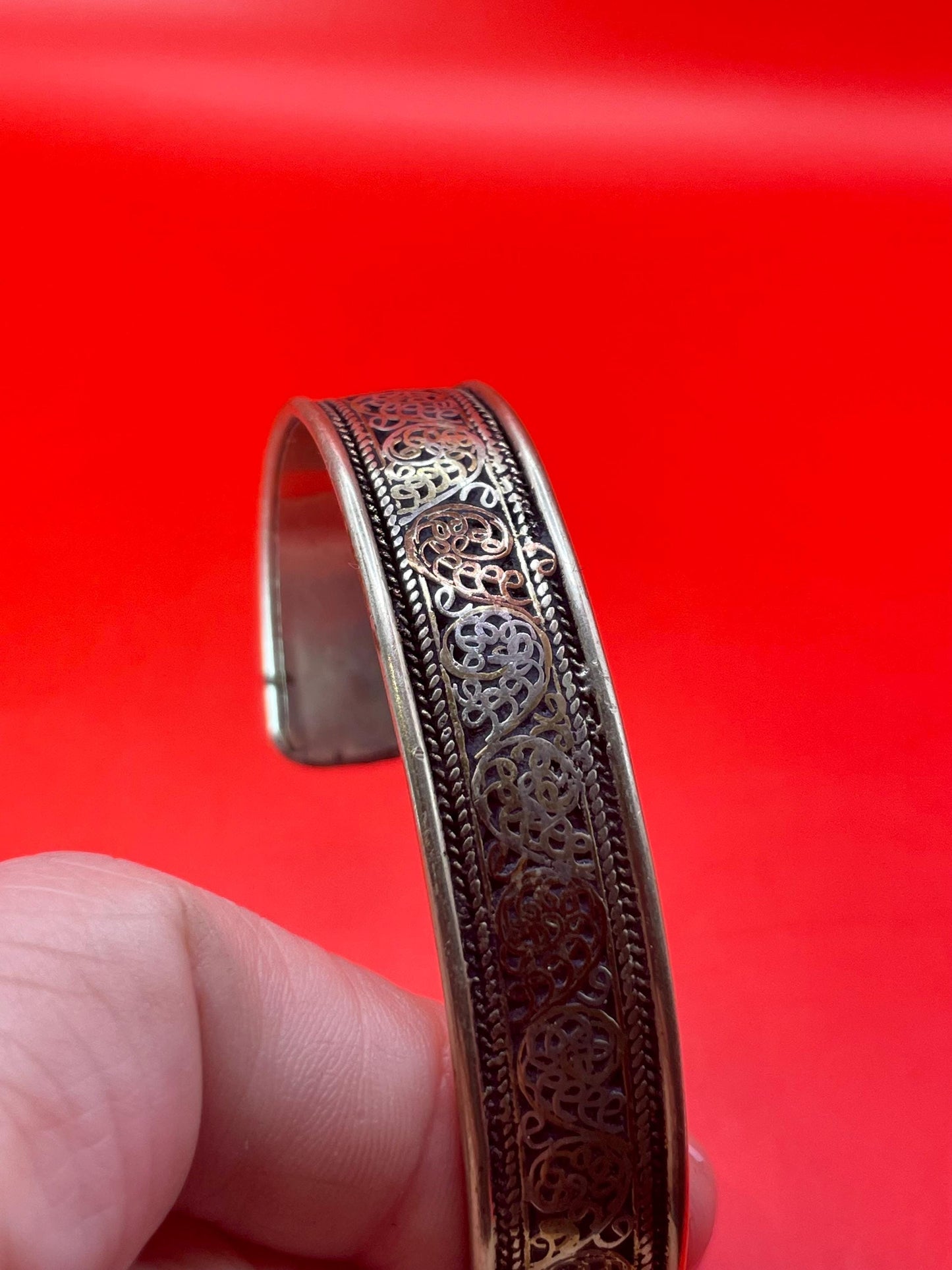2.5 inch Two tone Persian Cuff Bracelet