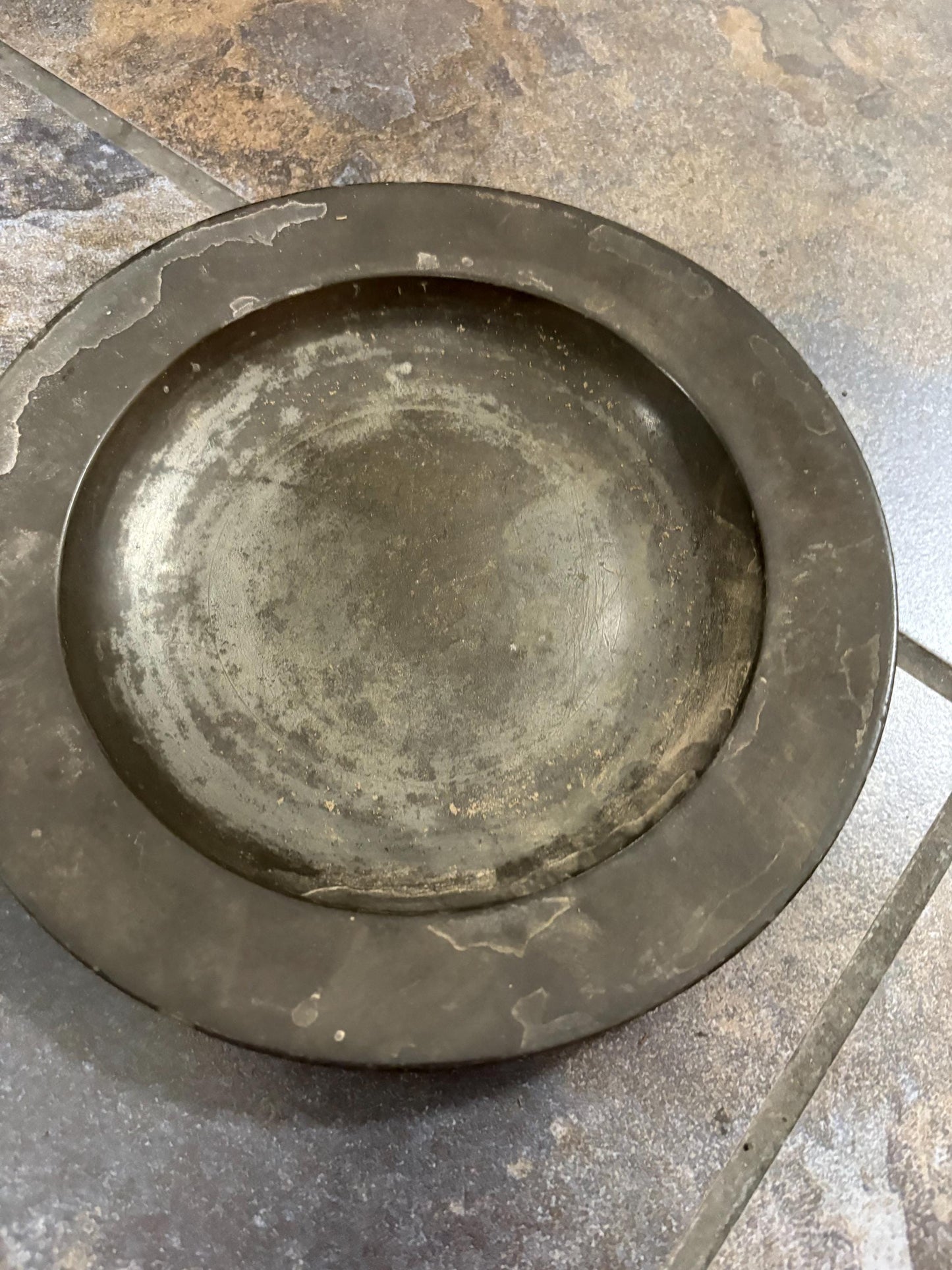 Beautiful antique 18th century pewter tray  10 inches long  wow   great patina