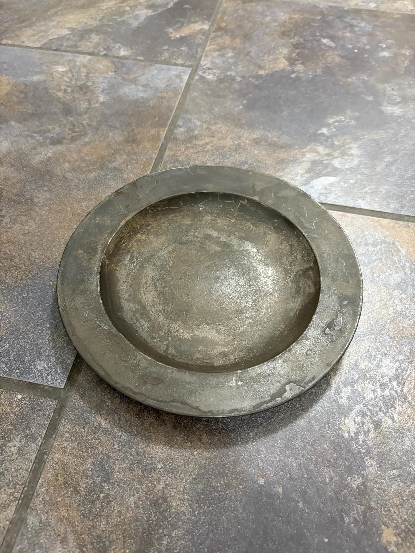 Beautiful antique 18th century pewter tray  10 inches long  wow   great patina