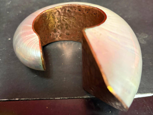 Stunning Canadian indigenous copper and abalone bracelet bangle  2 inches inside and 4 inches outside  so unique