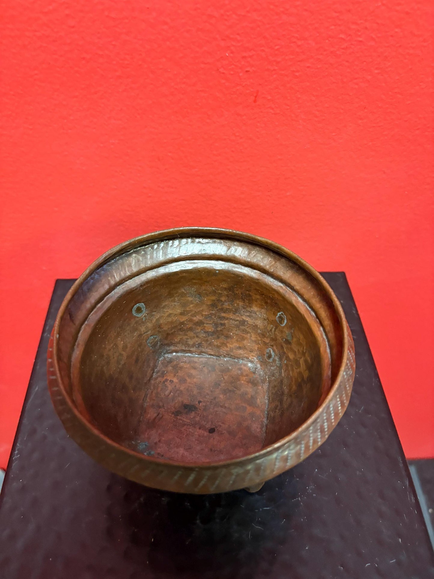 Lovely antique arts and crafts style copper bowl   3 1/2 x 4 1/2 wide  great decoration and good value