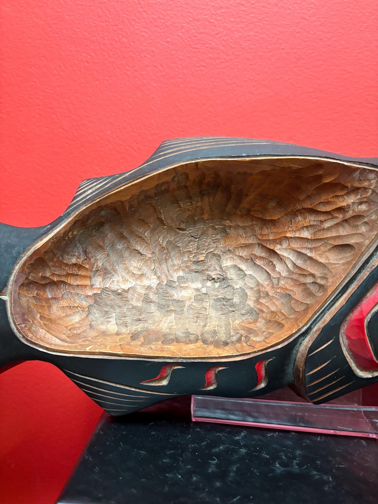 Amazing indigenous First Nations Pacific Northwest Coast Sarah Robertson salmon feast bowl - high-quality - 19 x 7 x 2“ thick  great detail