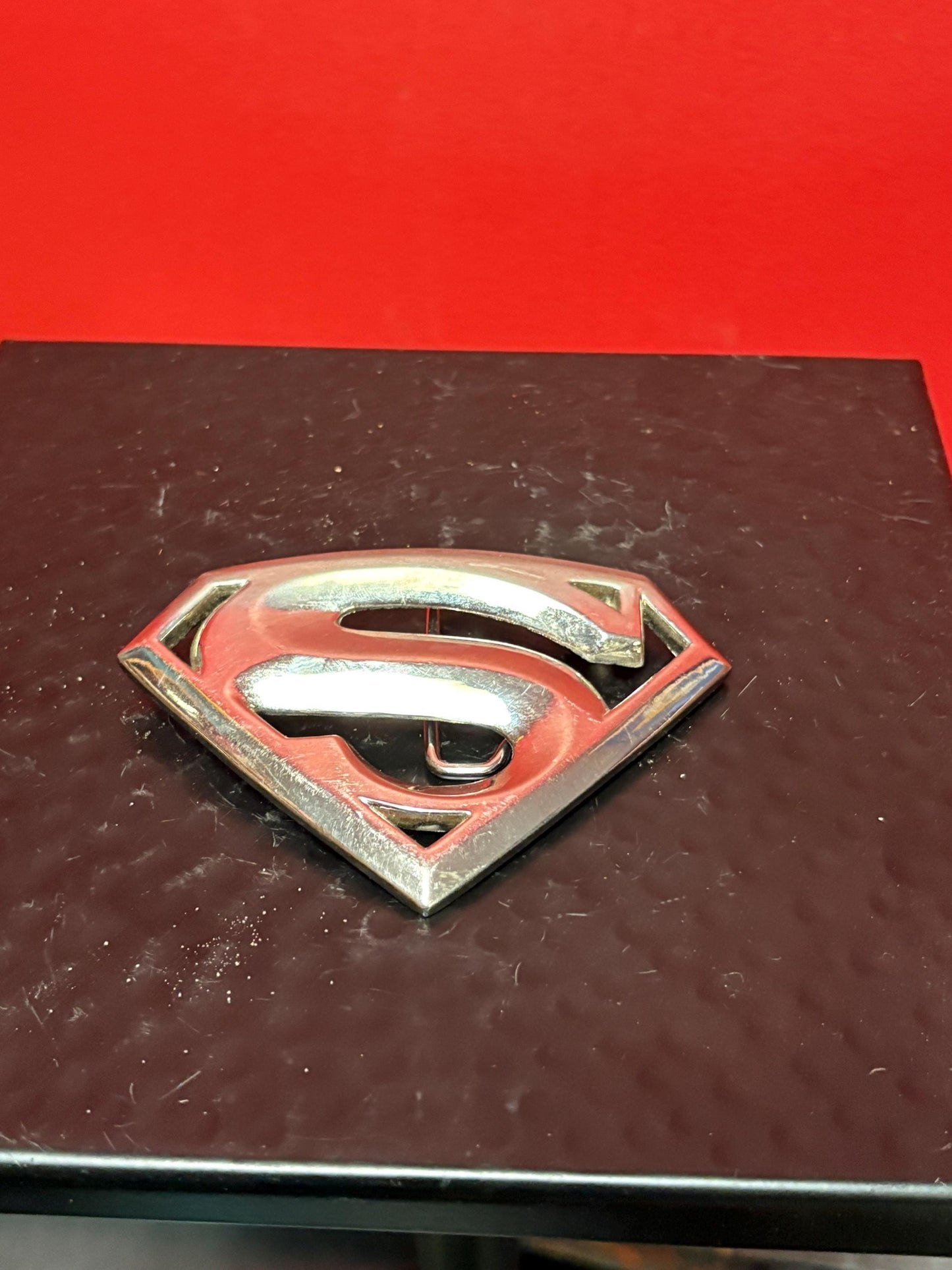 Amazing 4 inch heavy metal Superman belt buckle  perfect gift