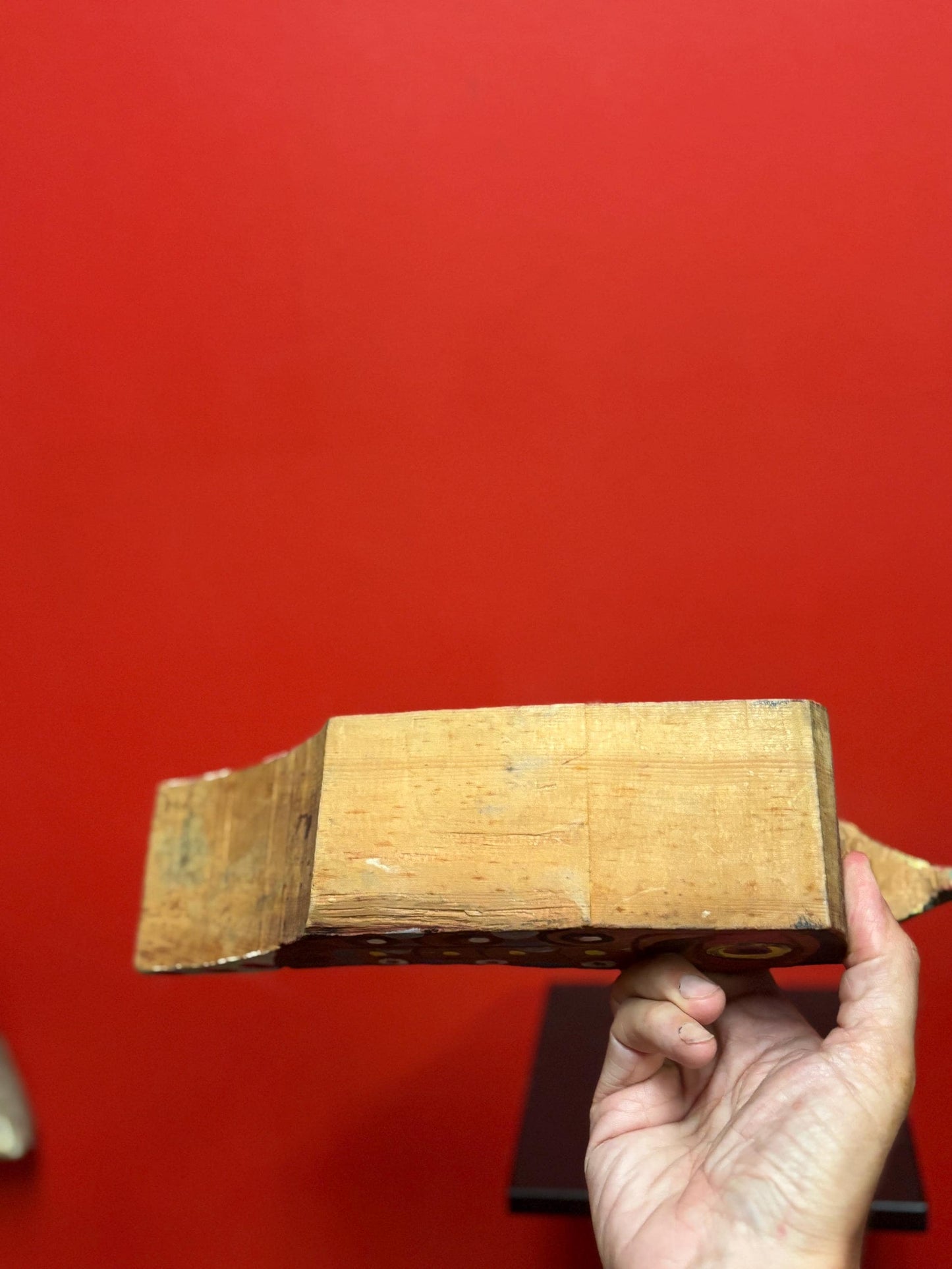 Beautiful primitive 12 x 3 x 2 1/2 hi ancient indigenous first nations pacific north West Coast ceremonial potlatch eagle shaped grease bow