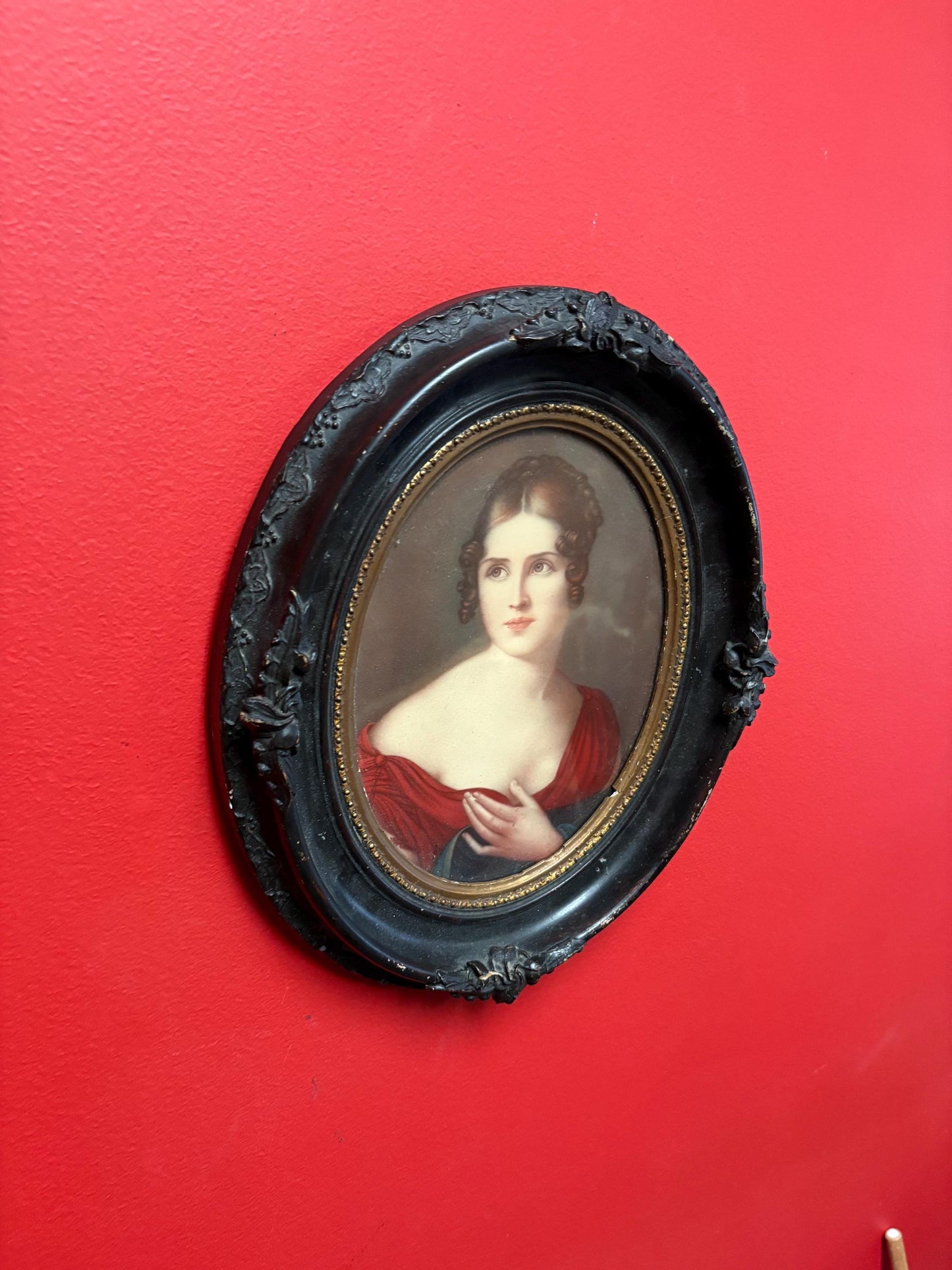 Beautiful antique print of  HELENE BONAPARTE - approx 13 x  11“ wide  great condition  really stunning  looks like original painting